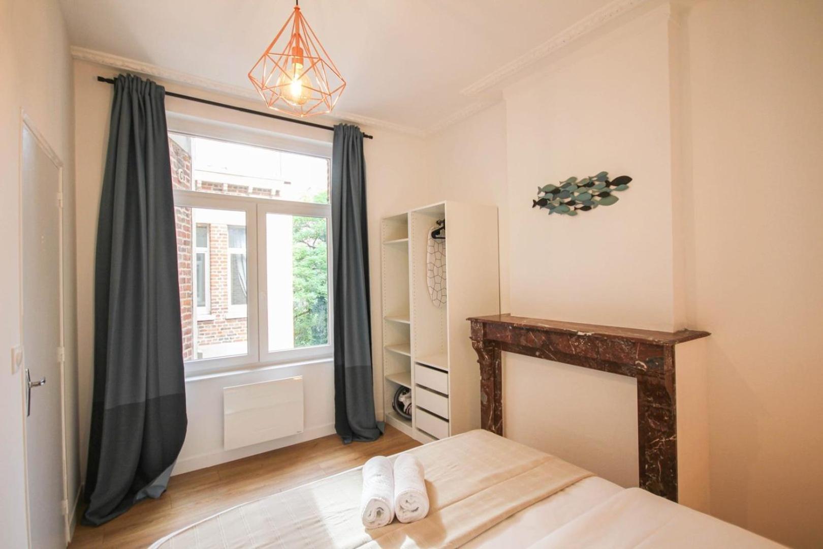 Fully-Equipped Apartment In City Center + Parking Lille Eksteriør bilde